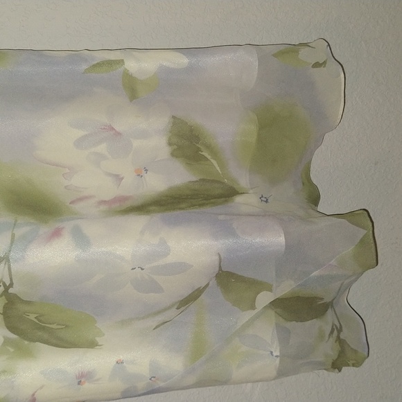 Liz Claiborne VTG Dreamy delicate,8, flutter sleeve - Picture 7 of 13